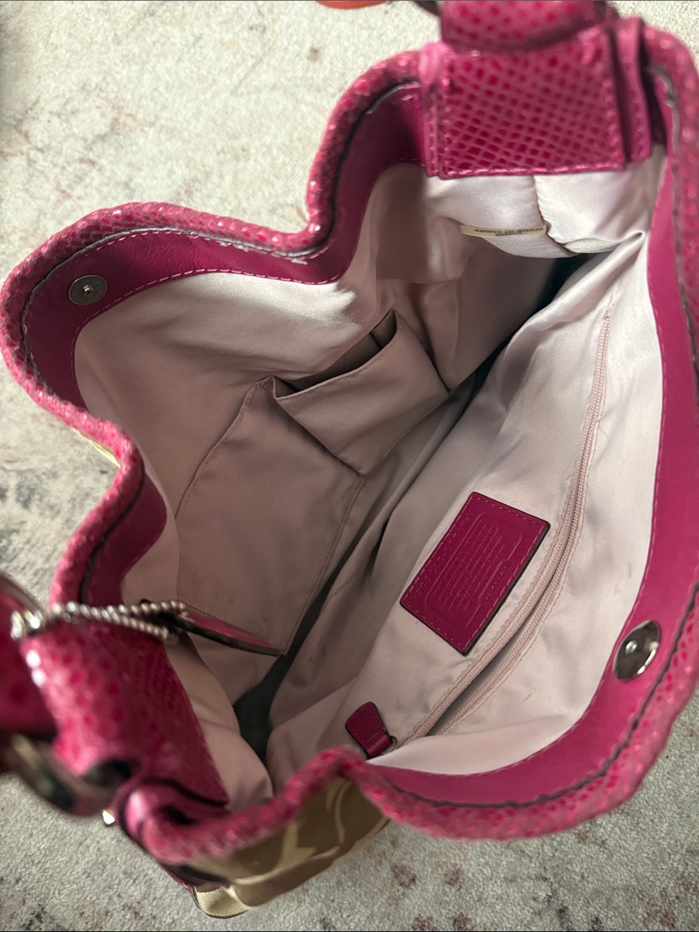 Coach Beige Signature Canvas Hobo with Pink Trim - Picture 4 of 4